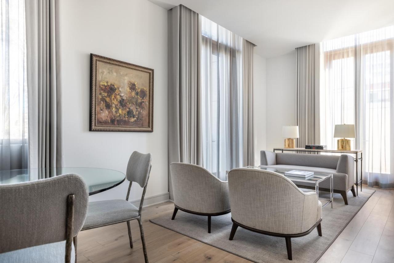 Tower Luxury Large Suite